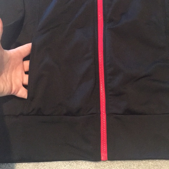 Puma Jacket - Picture 6 of 6